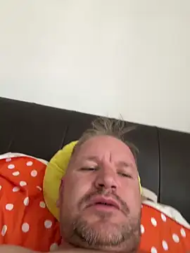 Aronn4 live cam