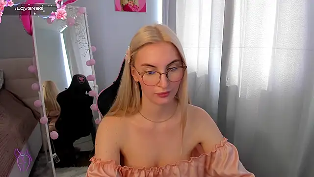 Kimmy_powell webcam