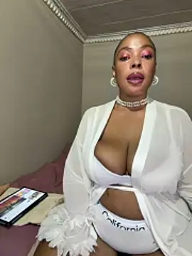 Katamia25 webcam