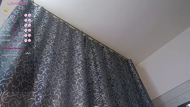 AnyaRose webcam
