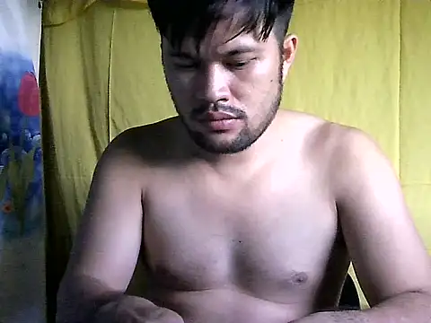 HairyHottestpinoyHandsome webcam