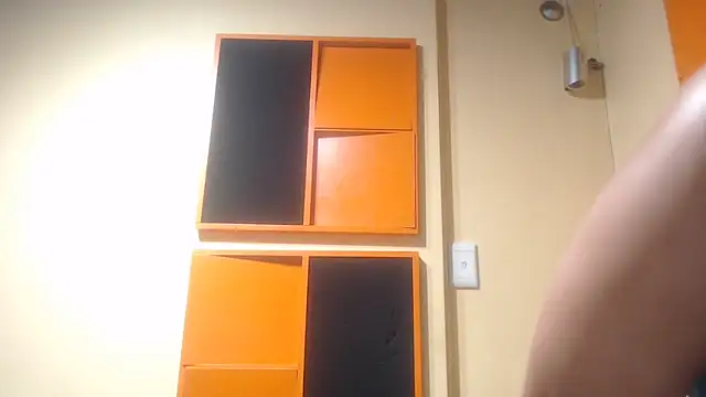 AssSeductress43 webcam