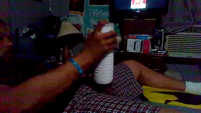 Creationmonster0 webcam