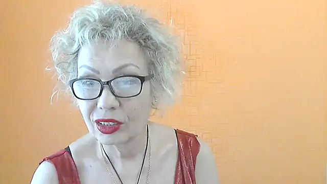 NessyJenixs webcam