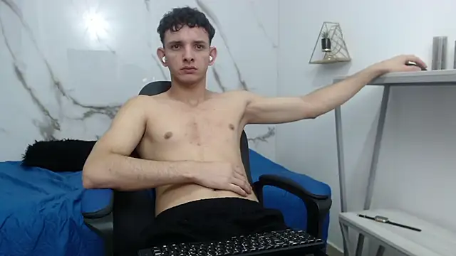 keen_black_ webcam
