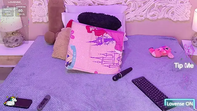 MalaikaBrown webcam