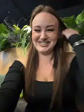 KiraSunshine webcam