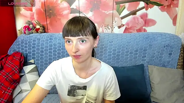 TayanaJons webcam