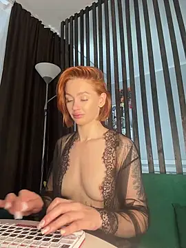 LittleFox___ webcam