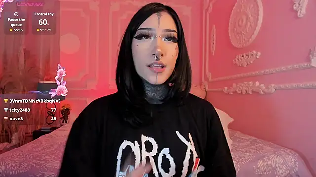 Kat_VonDe webcam