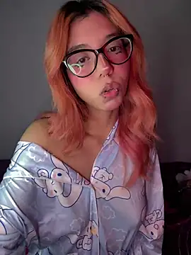 Valen-Foxx1 webcam