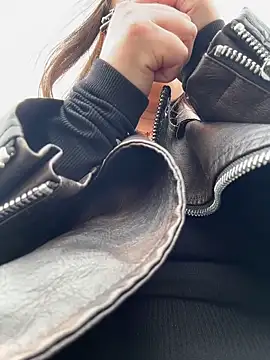 kirasunshine - KiraSunshine's free webcam - UK Sex Cams