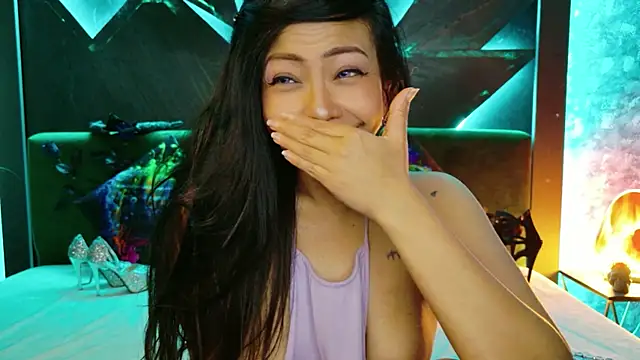 ElyaQuinn webcam