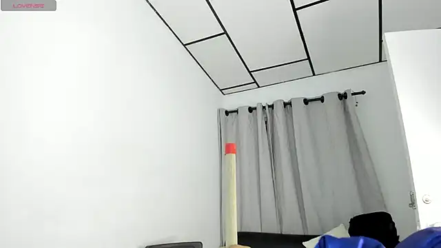 lexyjohnnes_ - LexyJohnnes_'s free webcam - UK Sex Cams