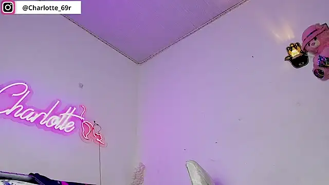 Charlotte_ro69 webcam