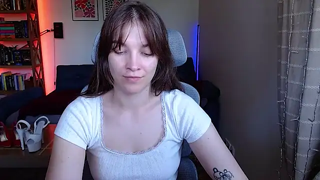 kenzie_x - Kenzie_x's free webcam - UK Sex Cams