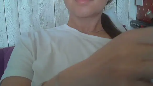 Bella--White webcam