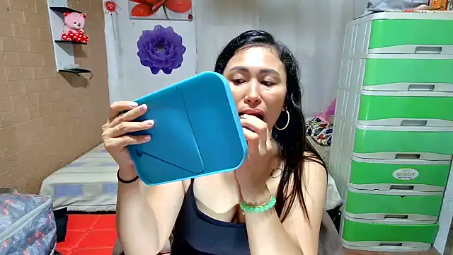 Filipina_Desire webcam