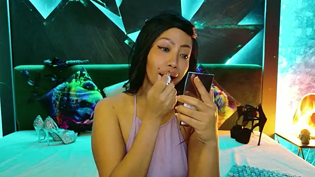 ElyaQuinn webcam