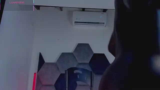 Latrellx7 webcam