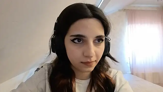 Blissmissataeses webcam