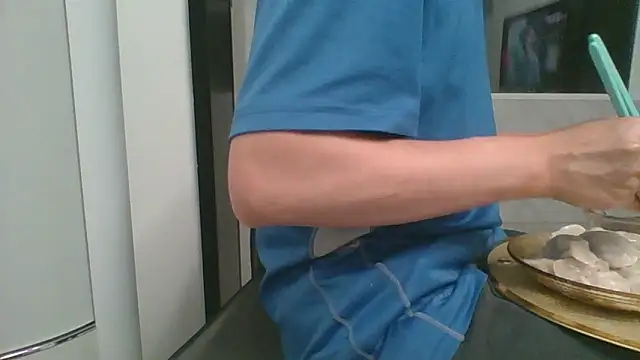 nole_china7 (Ask my age) - talk / fun / cum