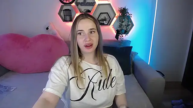 SabrinViolet webcam