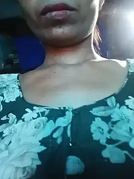 Kajal-Mehra webcam