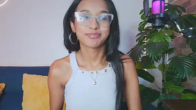 luna_valen webcam