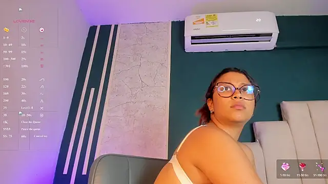 Ivanna_Wesley webcam