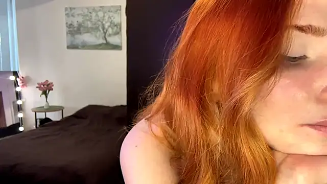 AliceServanica webcam
