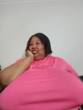 nancy111 (F milf) - Make me drip and squit on my toy baby