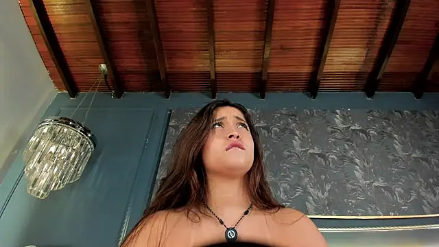 MiaKay1 webcam