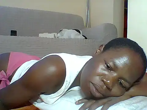 Blacksexyqueen24 webcam