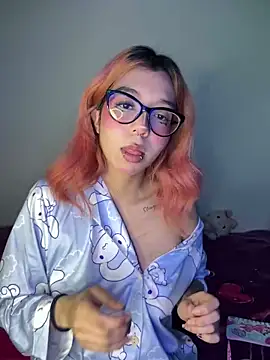Valen-Foxx1 webcam