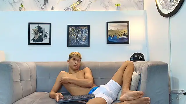 GOLD_BOYS webcam