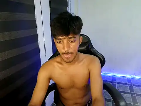 rowycam - RowyCam's free webcam - UK Sex Cams
