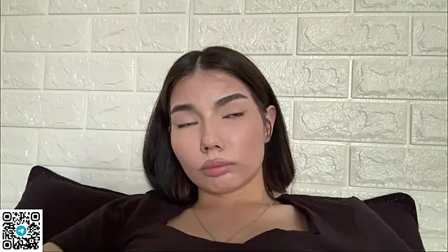 MarylnMonnier webcam