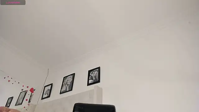 Ailetelle - Trans webcam sex chat
