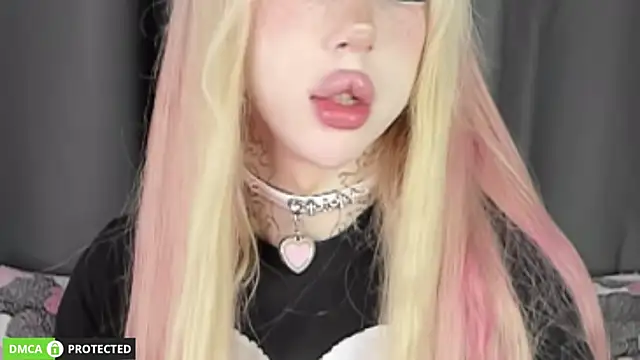 Joy_Barker webcam