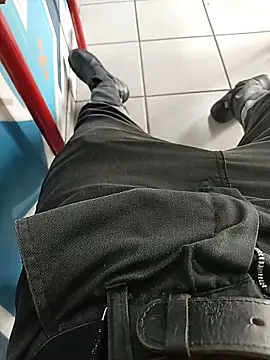 younglover250 webcam