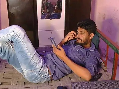 HotXKrish webcam
