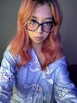 Valen-Foxx1 webcam