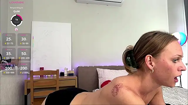 EllisQuinn webcam