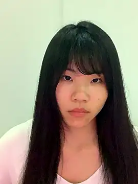 Nina_588 webcam