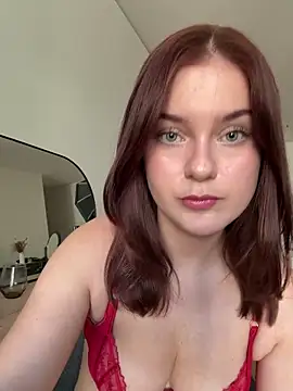 MaribelRiver live show