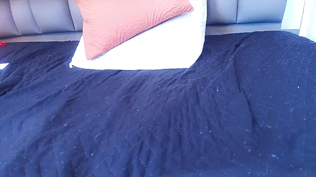 melany_roberts_ webcam