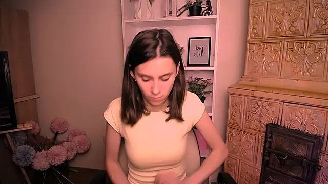 rosaray_ (F young) - Show boobs