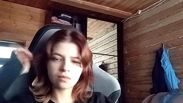 LowkeyIndigo webcam