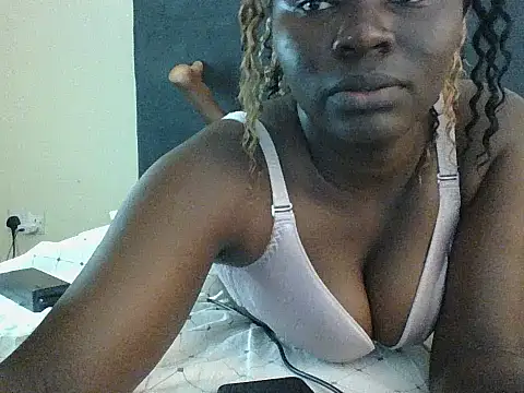 roziebeauty webcam